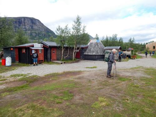 Vanaf de Sami-nederzetting hebben we dan nog ruim 5,5 km voor de boeg.